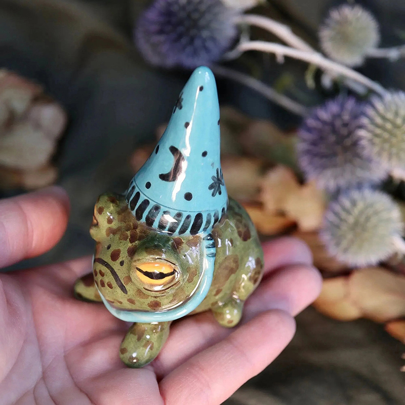 かわいいカエルの彫像庭用魔女帽子小さなカエル像置物屋外庭アー - Bonsai Garden Art のレビューと価格